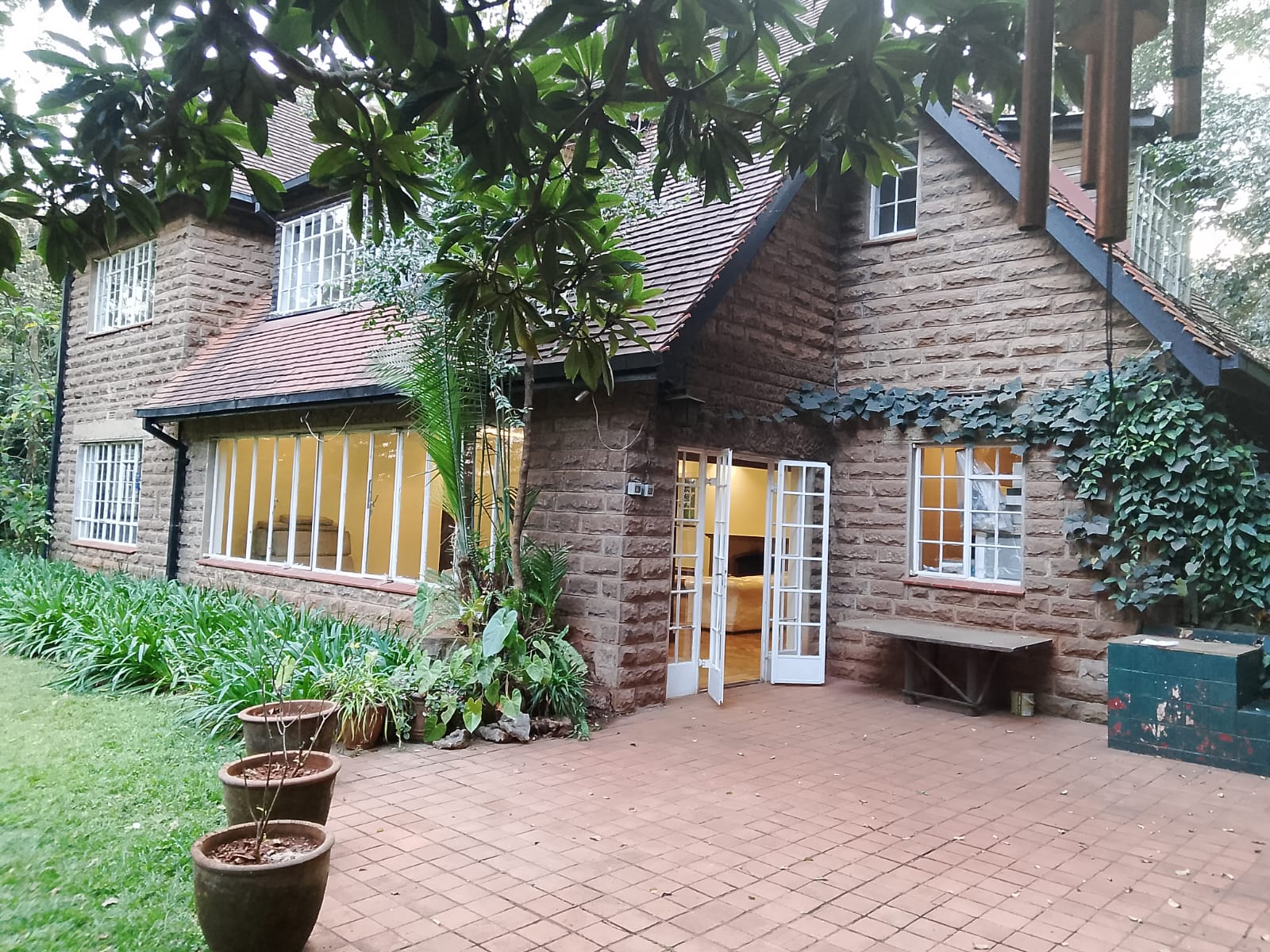 Specious 4 Bedroom House -Old type Design